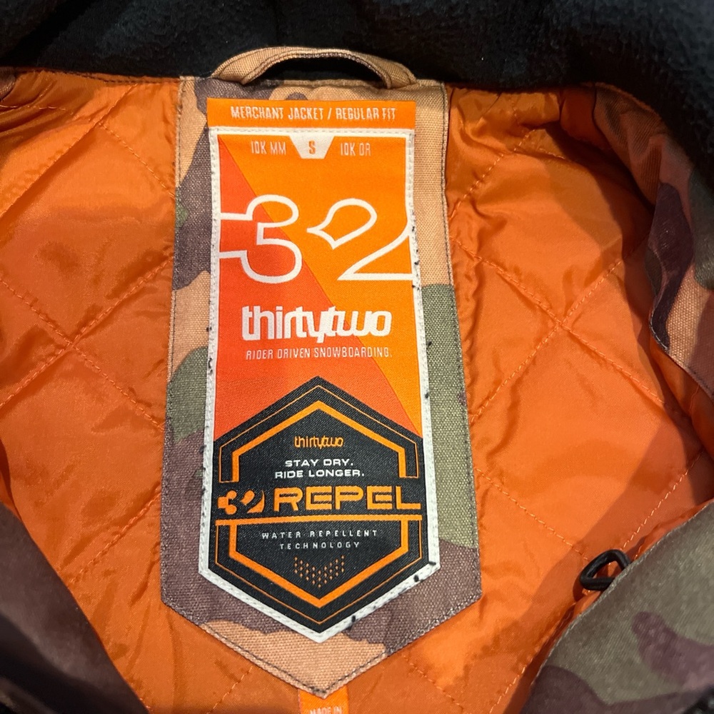 ThirtyTwo Men's Camouflage Ski & Snowboard Jacket